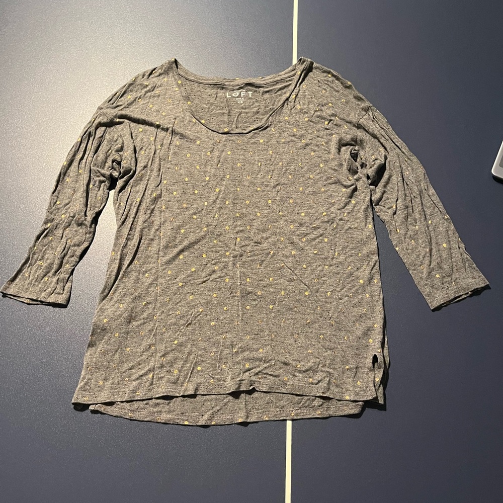 LOFT Heather Gray Long Sleeve Top with Gold Dots